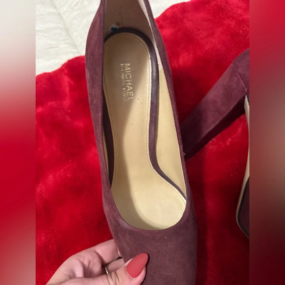 Elegant Suede Platform Heels - Purple Michael Kors Womens 9 1/2!! - Picture 3 of 10